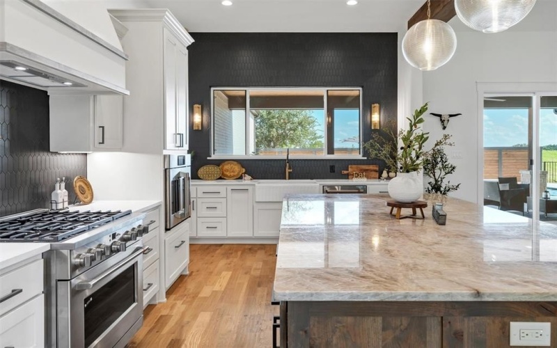 9001 Emma Court, Granbury, TX 76049, 4 Habitaciones Habitaciones , ,5 BañosBaños,Residential,En Venta,9001 Emma Court,0,20914858