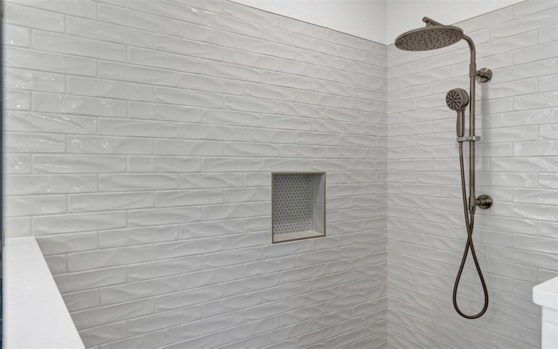 9001 Emma Court, Granbury, TX 76049, 4 Habitaciones Habitaciones , ,5 BañosBaños,Residential,En Venta,9001 Emma Court,0,20914858