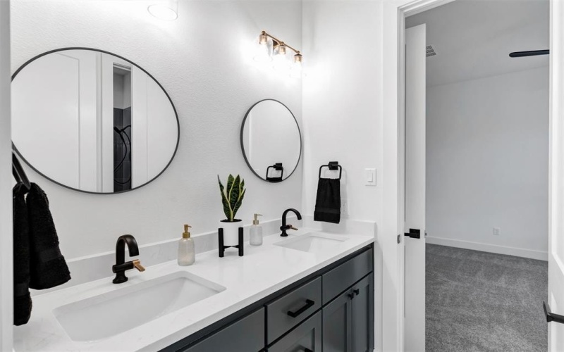 9001 Emma Court, Granbury, TX 76049, 4 Habitaciones Habitaciones , ,5 BañosBaños,Residential,En Venta,9001 Emma Court,0,20914858