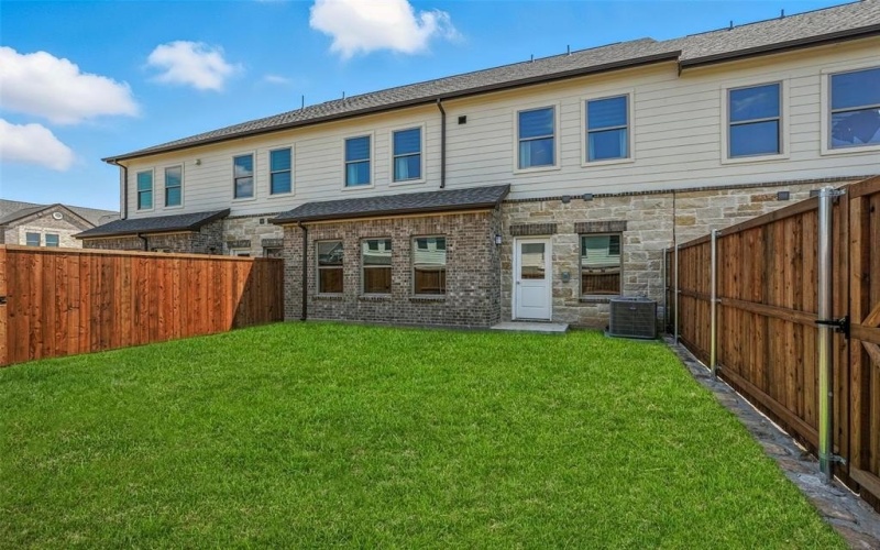 3315 Dilworth Drive, Grand Prairie, TX 75050, 3 Bedrooms Bedrooms, ,2 BathroomsBathrooms,Residential,For Sale,3315 Dilworth Drive,0,21066034