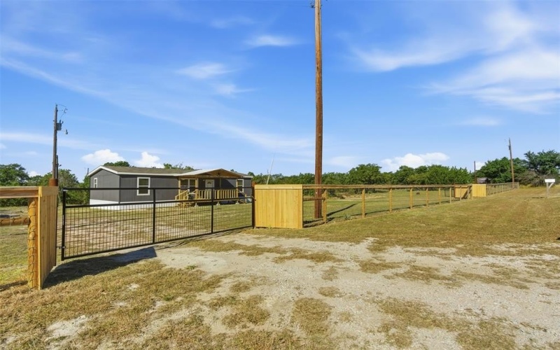 7553 Hutcheson Hill Road, Springtown, TX 76082, 3 Habitaciones Habitaciones , ,2 BañosBaños,Residential,En Venta,7553 Hutcheson Hill Road,0,21099800