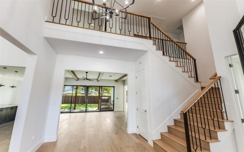 3842 Eaton Drive, Dallas, TX 75220, 5 Bedrooms Bedrooms, ,6 BathroomsBathrooms,Residential,For Sale,3842 Eaton Drive,0,21103874