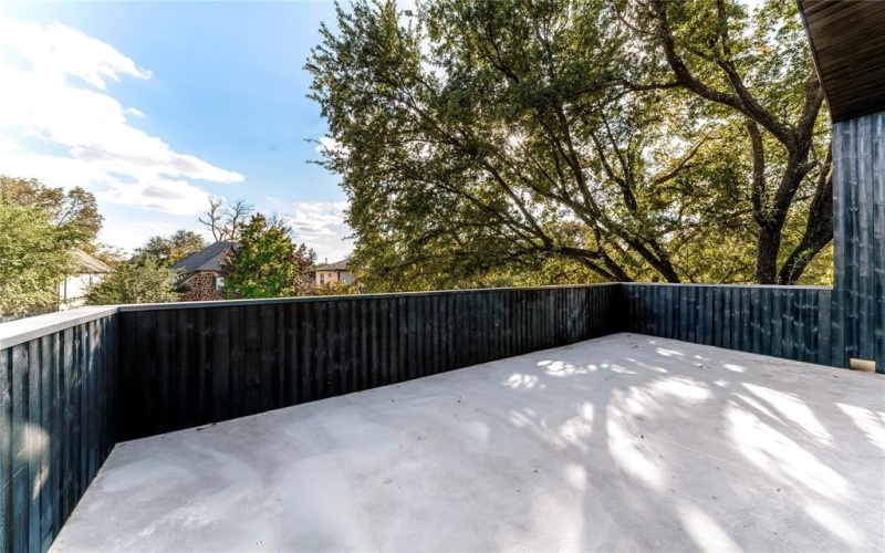 6145 Llano Avenue, Dallas, TX 75214, 5 Bedrooms Bedrooms, ,6 BathroomsBathrooms,Residential,For Sale,6145 Llano Avenue,0,21104108