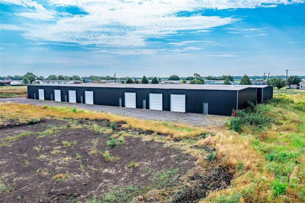 141 Mustang Road #100, Waxahachie, TX 75165, ,Otro,En Venta,141 Mustang Road,0,21104326