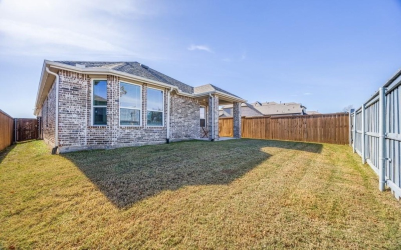 1221 Newport Street, Sherman, TX 75090, 3 Habitaciones Habitaciones , ,2 BañosBaños,Residential,En Venta,1221 Newport Street,0,21106193