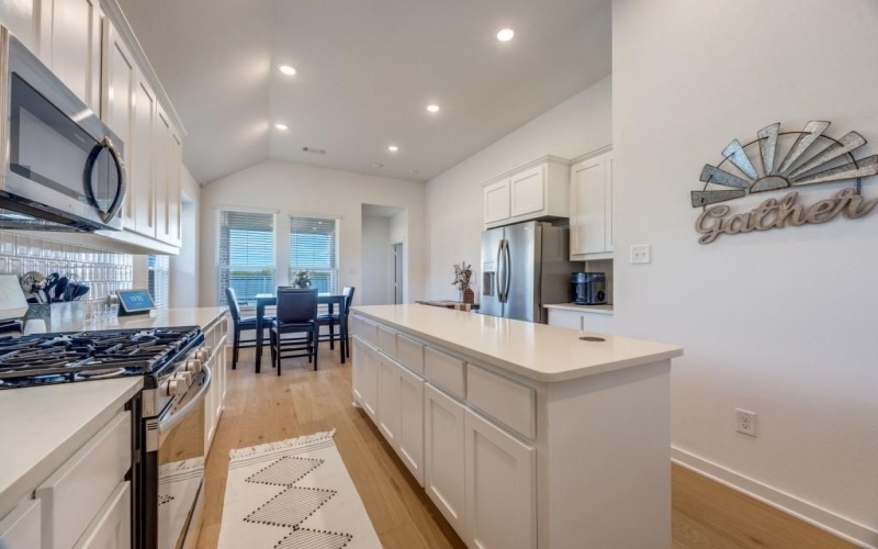 1221 Newport Street, Sherman, TX 75090, 3 Habitaciones Habitaciones , ,2 BañosBaños,Residential,En Venta,1221 Newport Street,0,21106193