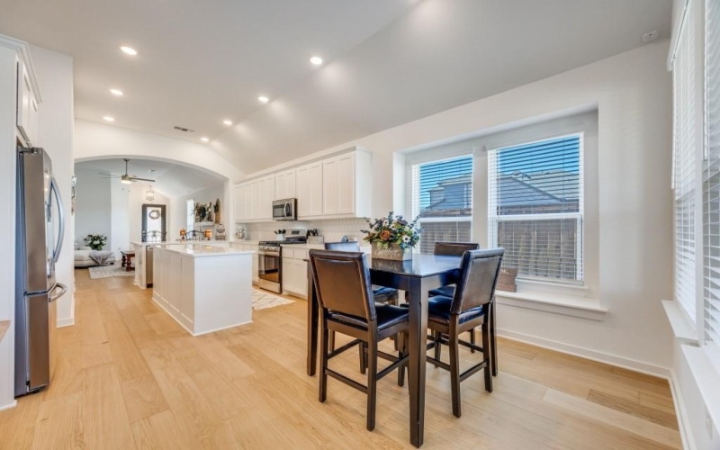 1221 Newport Street, Sherman, TX 75090, 3 Habitaciones Habitaciones , ,2 BañosBaños,Residential,En Venta,1221 Newport Street,0,21106193