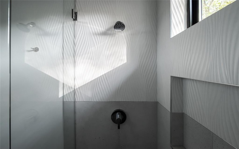 3826 Seguin Drive, Dallas, TX 75220, 5 Habitaciones Habitaciones , ,6 BañosBaños,Residential,En Venta,3826 Seguin Drive,0,21107064