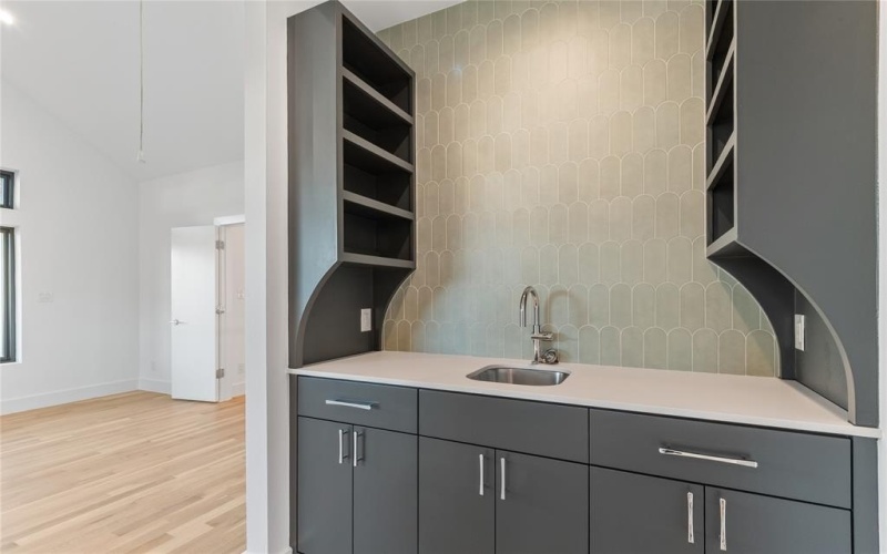 3826 Seguin Drive, Dallas, TX 75220, 5 Habitaciones Habitaciones , ,6 BañosBaños,Residential,En Venta,3826 Seguin Drive,0,21107064