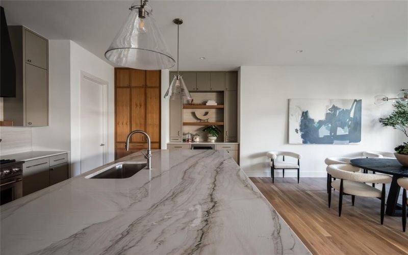 3826 Seguin Drive, Dallas, TX 75220, 5 Habitaciones Habitaciones , ,6 BañosBaños,Residential,En Venta,3826 Seguin Drive,0,21107064