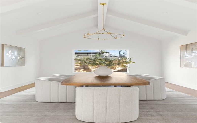 9826 Mixon Drive, Dallas, TX 75220, 6 Bedrooms Bedrooms, ,7 BathroomsBathrooms,Residential,For Sale,9826 Mixon Drive,0,21107439