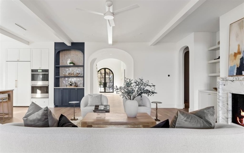 9826 Mixon Drive, Dallas, TX 75220, 6 Bedrooms Bedrooms, ,7 BathroomsBathrooms,Residential,For Sale,9826 Mixon Drive,0,21107439