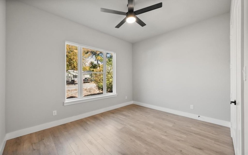 2770 Moffatt Avenue, Dallas, TX 75216, 4 Bedrooms Bedrooms, ,3 BathroomsBathrooms,Residential,For Sale,2770 Moffatt Avenue,0,21107743