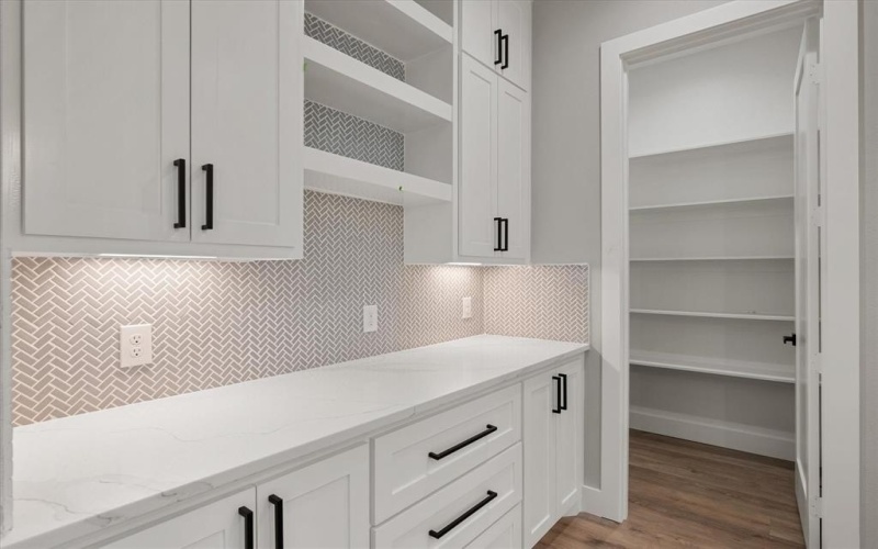 2770 Moffatt Avenue, Dallas, TX 75216, 4 Bedrooms Bedrooms, ,3 BathroomsBathrooms,Residential,For Sale,2770 Moffatt Avenue,0,21107743