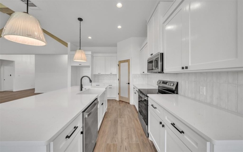 9012 Valley Oak Court, Springtown, TX 76082, 3 Bedrooms Bedrooms, ,2 BathroomsBathrooms,Residential,For Sale,9012 Valley Oak Court,0,21113047