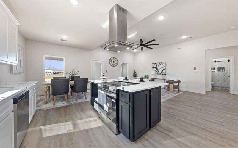 315 Windjammer Road, Gun Barrel City, TX 75156, 3 Habitaciones Habitaciones , ,2 BañosBaños,Residential,En Venta,315 Windjammer Road,0,21113207