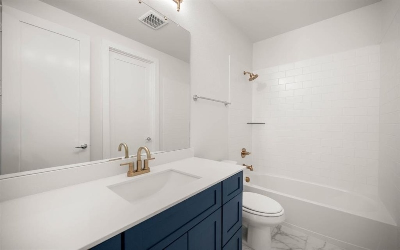 1049 Woodland, Weatherford, TX 76088, 5 Habitaciones Habitaciones , ,3 BañosBaños,Residential,En Venta,1049 Woodland,0,21113212