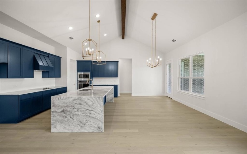 1049 Woodland, Weatherford, TX 76088, 5 Habitaciones Habitaciones , ,3 BañosBaños,Residential,En Venta,1049 Woodland,0,21113212