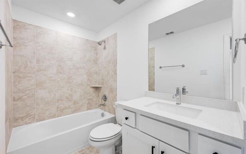 124 North Sky Drive, Celina, TX 75009, 4 Bedrooms Bedrooms, ,3 BathroomsBathrooms,Residential,For Sale,124 North Sky Drive,0,21113234