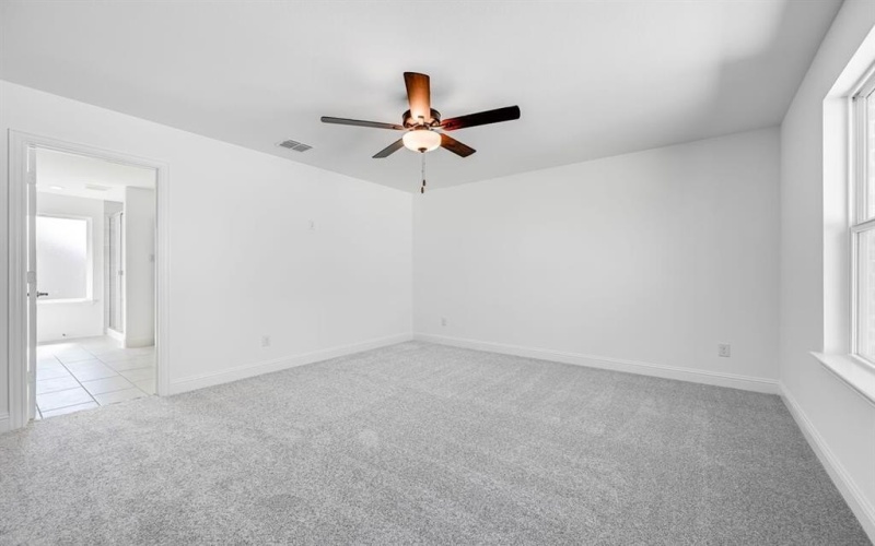 124 North Sky Drive, Celina, TX 75009, 4 Bedrooms Bedrooms, ,3 BathroomsBathrooms,Residential,For Sale,124 North Sky Drive,0,21113234