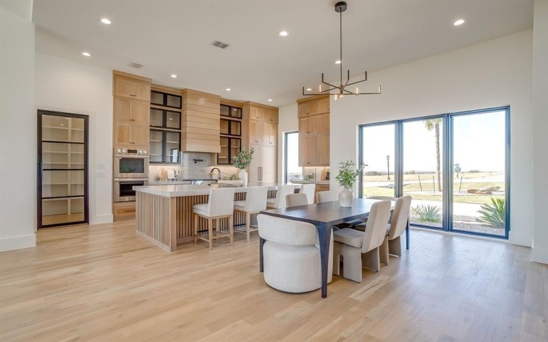 2026 Verona Drive, Weatherford, TX 76087, 4 Habitaciones Habitaciones , ,5 BañosBaños,Residential,En Venta,2026 Verona Drive,0,21113375