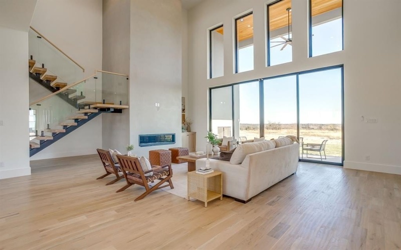 2026 Verona Drive, Weatherford, TX 76087, 4 Habitaciones Habitaciones , ,5 BañosBaños,Residential,En Venta,2026 Verona Drive,0,21113375