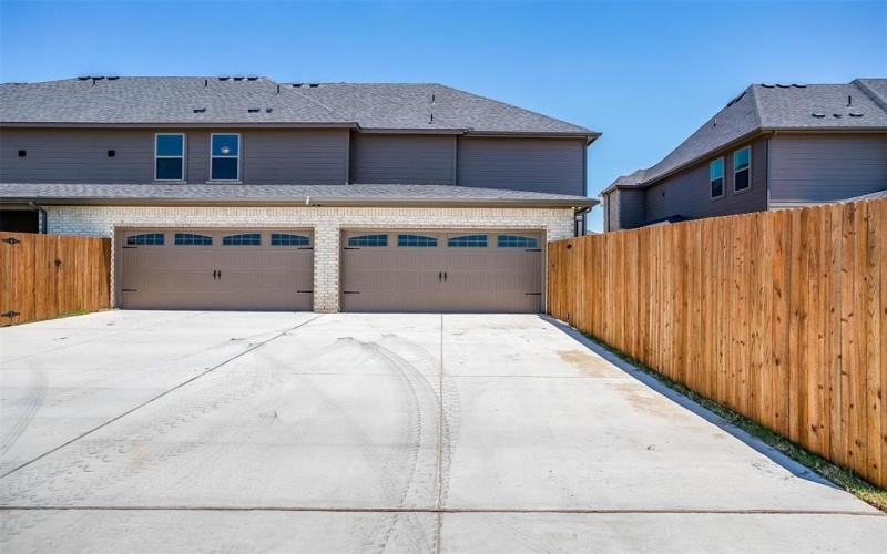 815 HOmeplace Circle, Mansfield, TX 76063, 3 Bedrooms Bedrooms, ,2 BathroomsBathrooms,Residential,For Sale,815 HOmeplace Circle,0,21113451