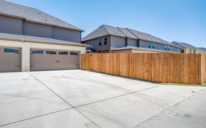 815 HOmeplace Circle, Mansfield, TX 76063, 3 Bedrooms Bedrooms, ,2 BathroomsBathrooms,Residential,For Sale,815 HOmeplace Circle,0,21113451