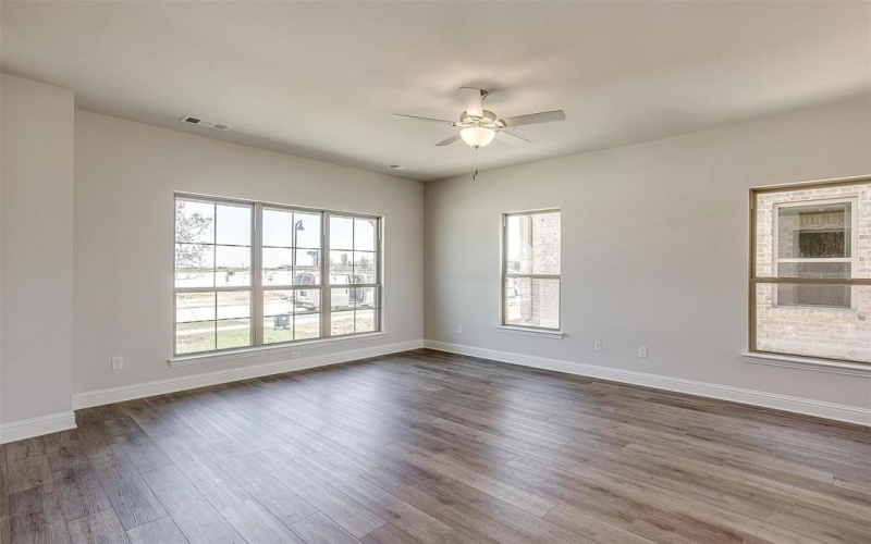 815 HOmeplace Circle, Mansfield, TX 76063, 3 Bedrooms Bedrooms, ,2 BathroomsBathrooms,Residential,For Sale,815 HOmeplace Circle,0,21113451