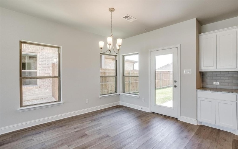 815 HOmeplace Circle, Mansfield, TX 76063, 3 Bedrooms Bedrooms, ,2 BathroomsBathrooms,Residential,For Sale,815 HOmeplace Circle,0,21113451