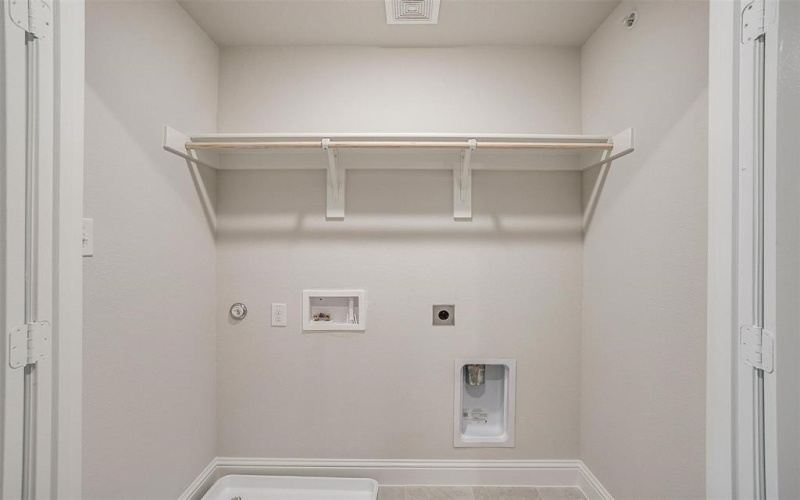 815 HOmeplace Circle, Mansfield, TX 76063, 3 Bedrooms Bedrooms, ,2 BathroomsBathrooms,Residential,For Sale,815 HOmeplace Circle,0,21113451