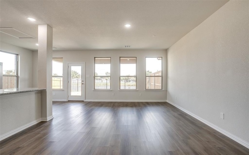 1550 homeplace Circle, Mansfield, TX 76063, 3 Habitaciones Habitaciones , ,2 BañosBaños,Residential,En Venta,1550 homeplace Circle,0,21113465