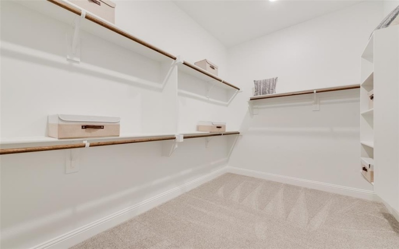 2203 Santa Monica Drive, Rowlett, TX 75088, 3 Bedrooms Bedrooms, ,2 BathroomsBathrooms,Residential,For Sale,2203 Santa Monica Drive,0,21113497