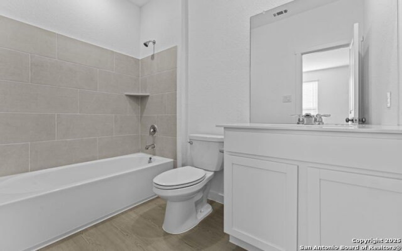 1228 Twisted Creek, New Braunfels, TX 78130, 4 Bedrooms Bedrooms, ,3 BathroomsBathrooms,Residential,For Sale,1228 Twisted Creek,0,1923171