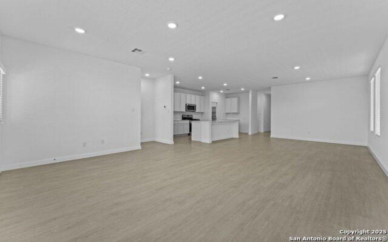 1228 Twisted Creek, New Braunfels, TX 78130, 4 Bedrooms Bedrooms, ,3 BathroomsBathrooms,Residential,For Sale,1228 Twisted Creek,0,1923171