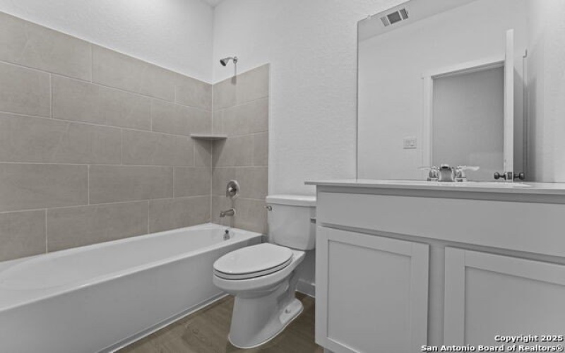 1228 Twisted Creek, New Braunfels, TX 78130, 4 Bedrooms Bedrooms, ,3 BathroomsBathrooms,Residential,For Sale,1228 Twisted Creek,0,1923171