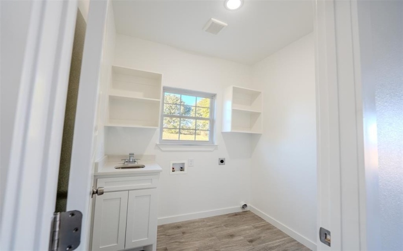 200 Kilkenny Road, Poolville, TX 76487, 4 Habitaciones Habitaciones , ,2 BañosBaños,Residential,En Venta,200 Kilkenny Road,0,21110228