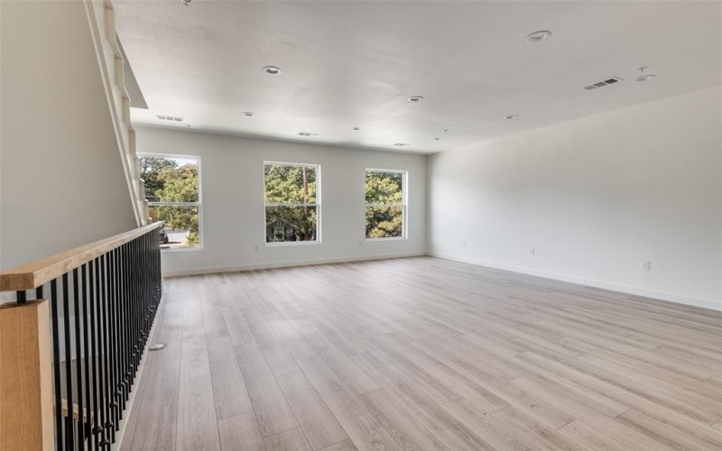 512 S Oconnor Road, Irving, TX 75060, 3 Habitaciones Habitaciones , ,3 BañosBaños,Residential,En Venta,512 S Oconnor Road,0,21110323