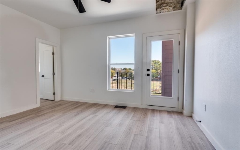 512 S Oconnor Road, Irving, TX 75060, 3 Habitaciones Habitaciones , ,3 BañosBaños,Residential,En Venta,512 S Oconnor Road,0,21110323