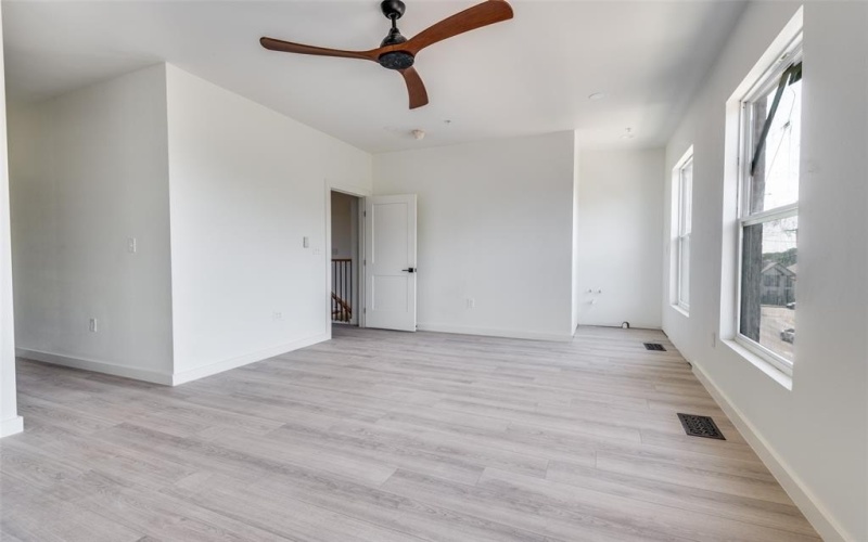 512 S Oconnor Road, Irving, TX 75060, 3 Habitaciones Habitaciones , ,3 BañosBaños,Residential,En Venta,512 S Oconnor Road,0,21110323