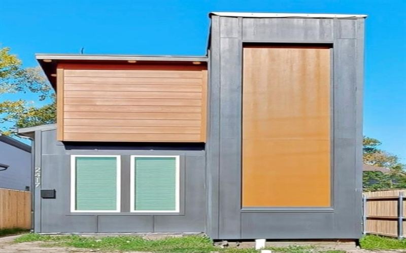 2417 Hooper Street, Dallas, TX 75215, 2 Bedrooms Bedrooms, ,2 BathroomsBathrooms,Residential,For Sale,2417 Hooper Street,0,21110536