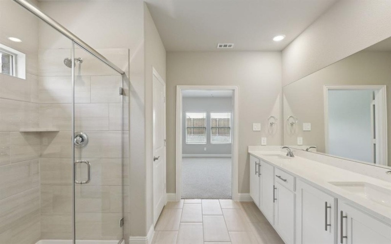 408 Midnight Oak Drive, McKinney, TX 75069, 5 Habitaciones Habitaciones , ,3 BañosBaños,Residential,En Venta,408 Midnight Oak Drive,0,21111545