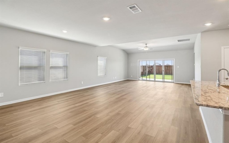 410 Midnight Oak Drive, McKinney, TX 75069, 4 Bedrooms Bedrooms, ,3 BathroomsBathrooms,Residential,For Sale,410 Midnight Oak Drive,0,21111546