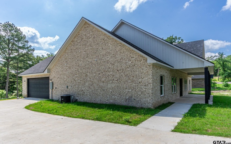 118 PR 6305, Mineola, TX 75773, 3 Bedrooms Bedrooms, ,2 BathroomsBathrooms,Residential,For Sale,118 PR 6305,25004705