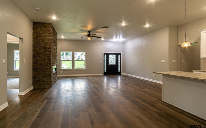 118 PR 6305, Mineola, TX 75773, 3 Bedrooms Bedrooms, ,2 BathroomsBathrooms,Residential,For Sale,118 PR 6305,25004705