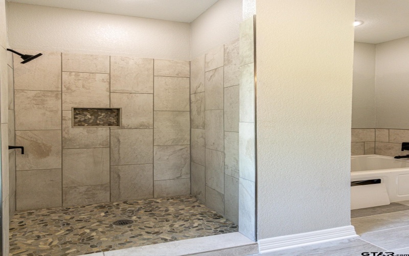118 PR 6305, Mineola, TX 75773, 3 Bedrooms Bedrooms, ,2 BathroomsBathrooms,Residential,For Sale,118 PR 6305,25004705