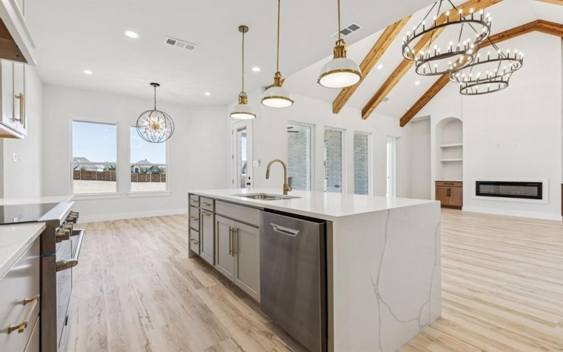 2016 Vanderbilt Drive, Weatherford, TX 76088, 5 Bedrooms Bedrooms, ,3 BathroomsBathrooms,Residential,For Sale,2016 Vanderbilt Drive,0,21112521