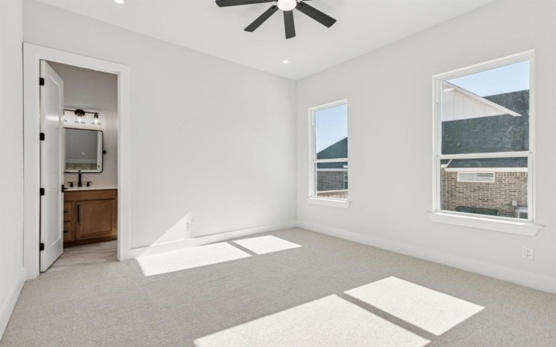 2016 Vanderbilt Drive, Weatherford, TX 76088, 5 Bedrooms Bedrooms, ,3 BathroomsBathrooms,Residential,For Sale,2016 Vanderbilt Drive,0,21112521