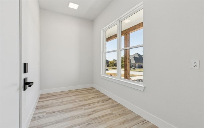 2016 Vanderbilt Drive, Weatherford, TX 76088, 5 Bedrooms Bedrooms, ,3 BathroomsBathrooms,Residential,For Sale,2016 Vanderbilt Drive,0,21112521