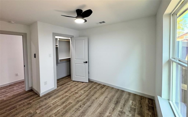 2107 Church Street, Greenville, TX 75401, 6 Habitaciones Habitaciones , ,5 BañosBaños,Residential Multi Family,En Venta,2107 Church Street,0,21112530